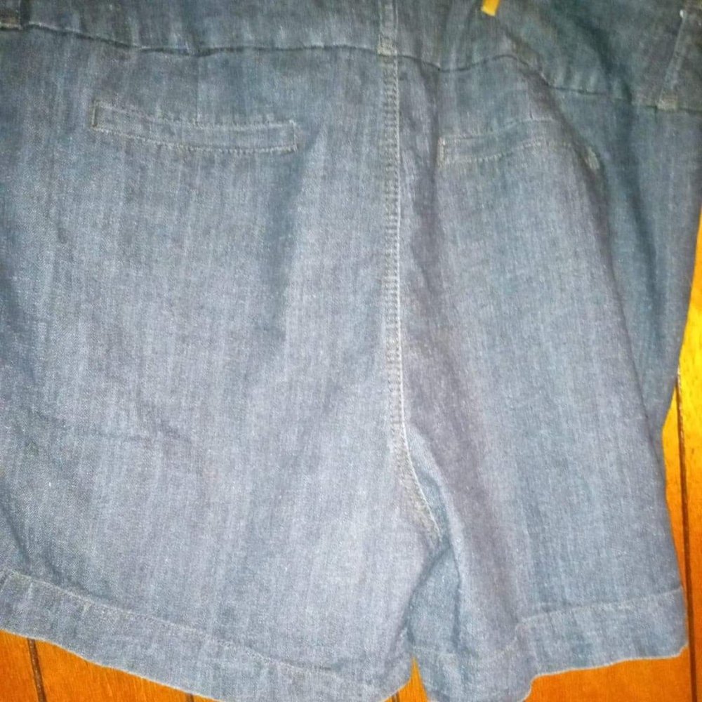 One 5 One Brand Denim size 20w Shorts!!